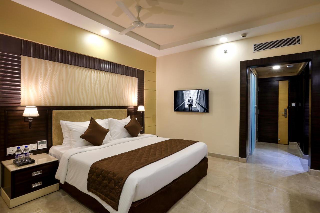 Hotel Aadithya Čennai Exteriér fotografie